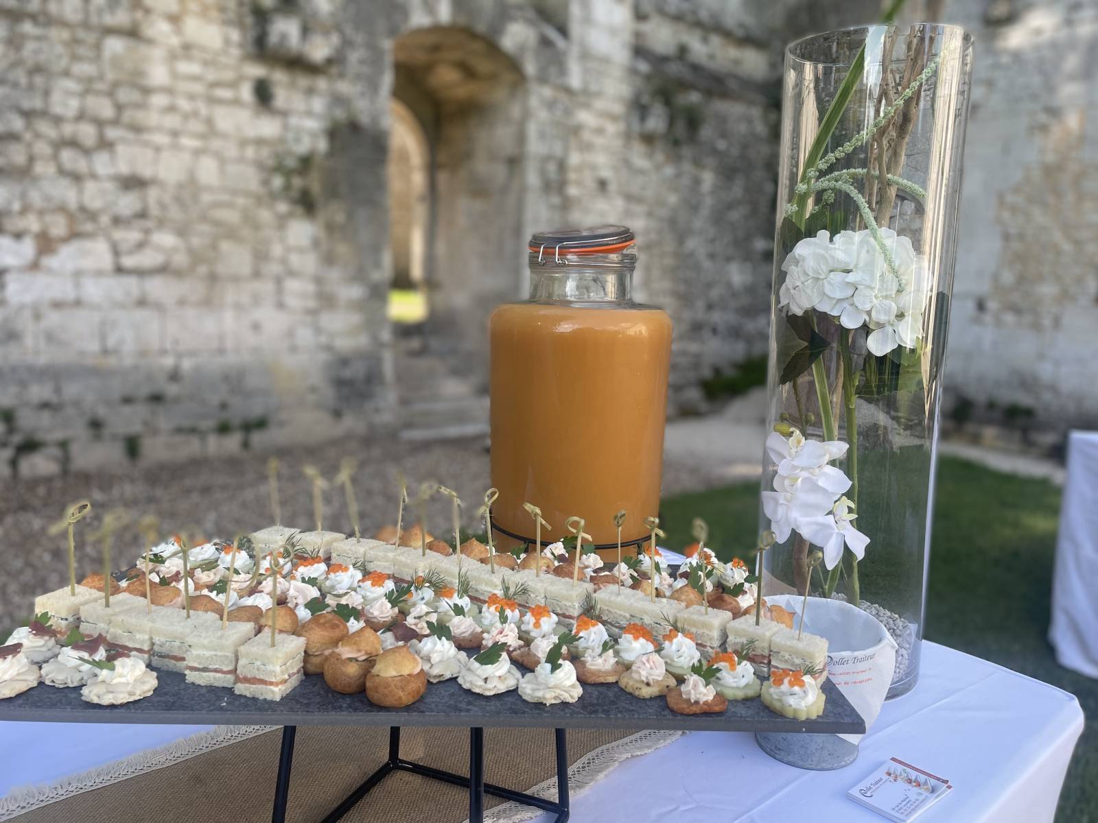 Buffet Cocktail en extérieur dans le département de l'Eure