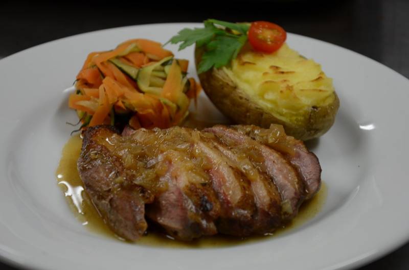 Plats cuisinés à la Carte le week-end proche de Louviers